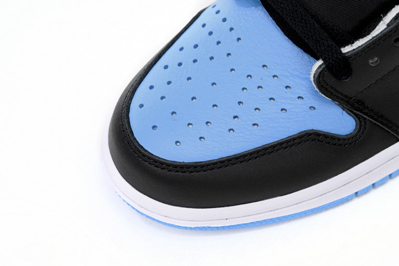 Jordan 1 Retro High OG UNC Toe DZ5485-400